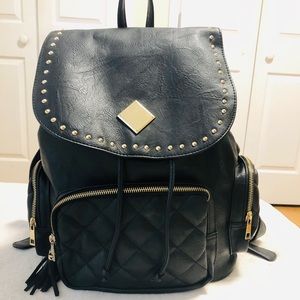 Staples Newbury Rucksack Backpack w Studs, Black